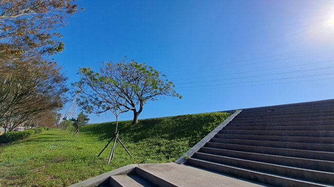 02_07_頭前溪六家堤防_南端堤防前