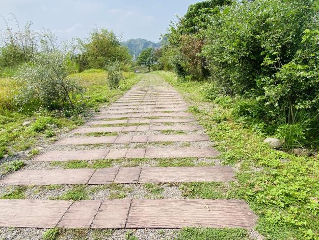 04_06_南投縣竹山鎮清水溪柯子坑堤防綠美化土地_入口步道