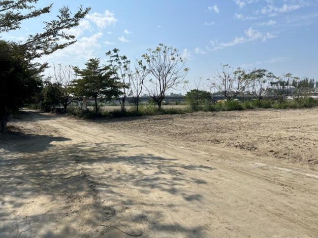 05_04_軍輝橋上游左、右岸高灘地