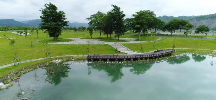 08_01_卑南溪解說園區綠美化場地_景觀貯流池