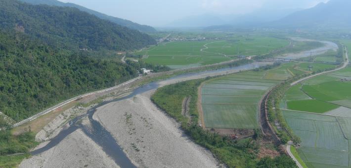 09_16_秀姑巒溪明里一號堤斷74至斷72環境營造綠美化場地_周邊環境.JPG