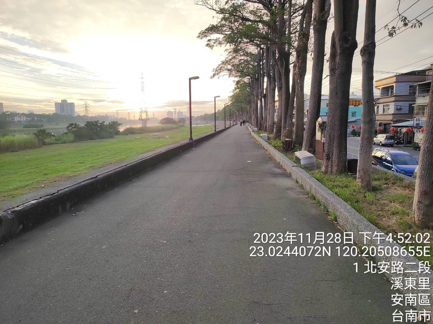 堤頂步道