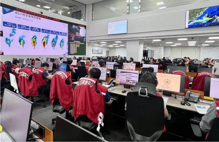 3  0728豪雨中央災害應變中心第十三次工作會報暨情資研判會議會議
