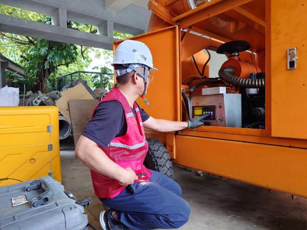 4楊柳颱風來勢洶洶 經濟部長指示做好防汛整備-一河分署抽水機功能測試