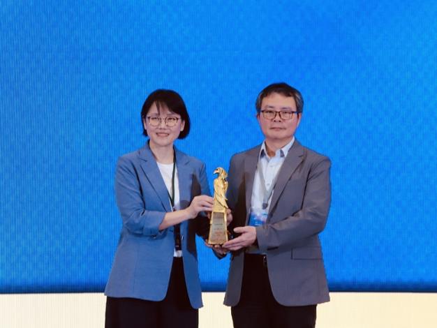 水利署2部職人影片 雙雙榮獲金鵰獎之永續微電影銅獎-主任秘書簡振源受獎