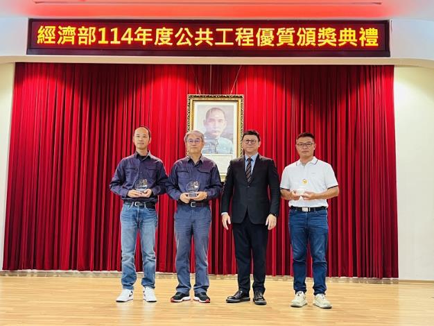 5-1水利署榮獲經濟部公共工程優質獎—房裡海堤整體環境改善工程(一)