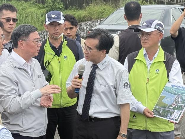 4.行政院長視察南投外轆排水治理工程-水利署長現地說明
