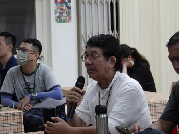 宜蘭縣野鳥學會分享觀察經驗，針對疏濬規劃上的彈性考量、蘭陽溪口濕地作為小燕鷗繁殖棲地的盛況、單位間協調與資源整合上的課題等提供建議
