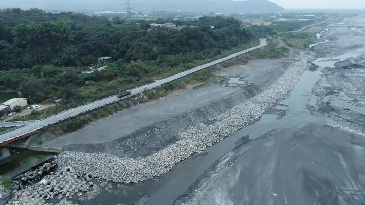 竹山護岸堤前保護工程