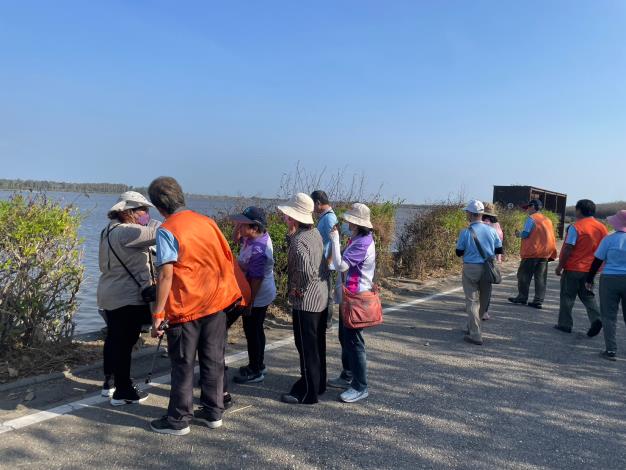 LINE_ALBUM_四河志工知能訓練_231102_17_0