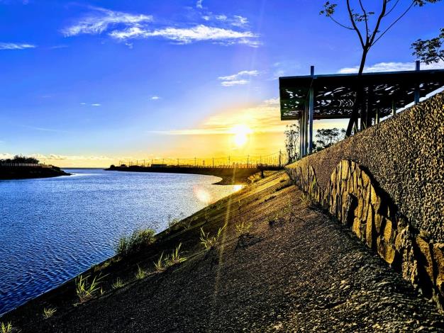 278D9D89-BA63-48BE-B103-F90ACDFADC83