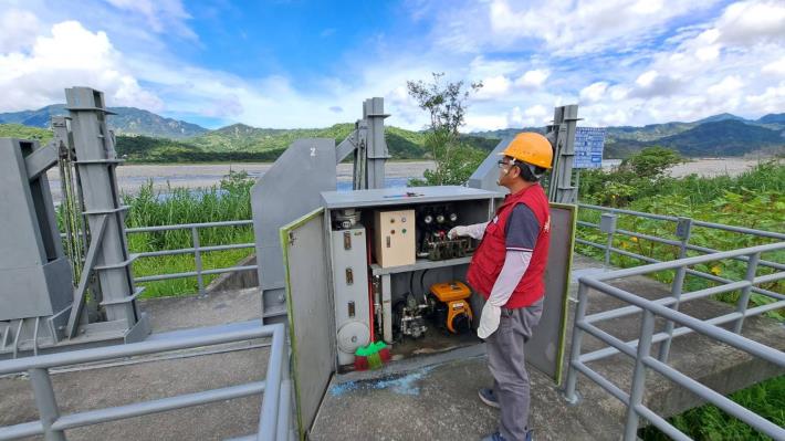 Ragasa Typhoon reconfirms that the water gate is working properly before arriving_0