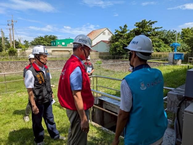 視察吉安鄉公所所水門