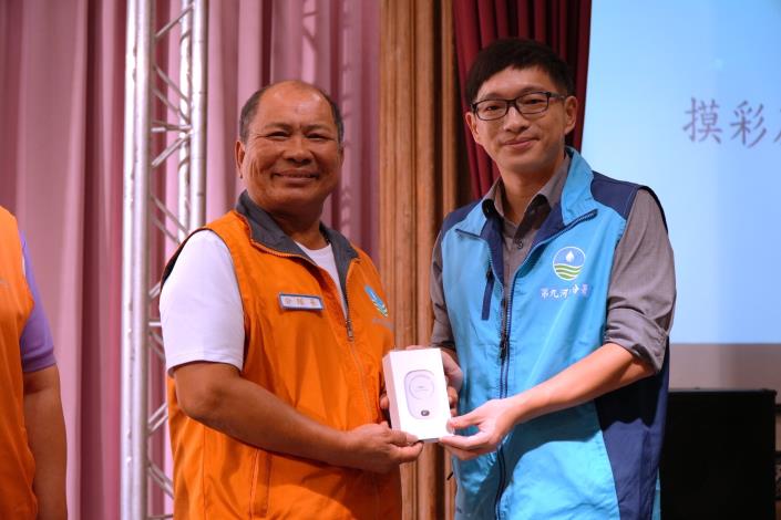 B7A6DFC5-A09E-4646-88AD-B3BE860AFE84