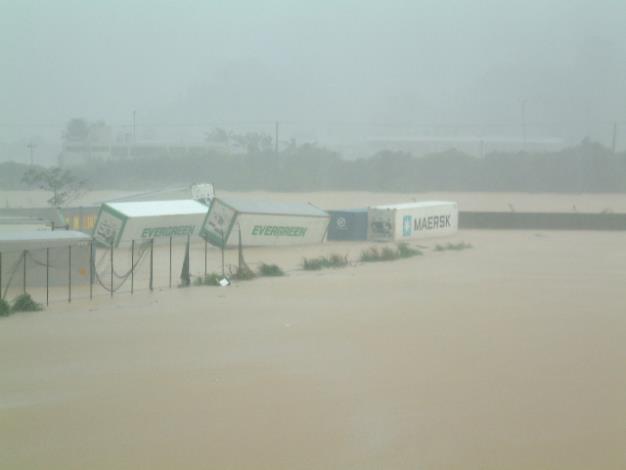 900918納莉颱風七堵區淹水.JPG_圖示