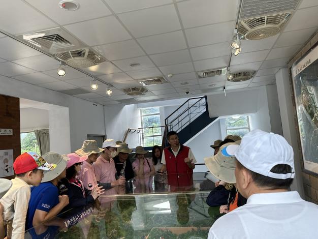 LINE_ALBUM_20250412洲美扶輪社參訪（22人_250413_208
