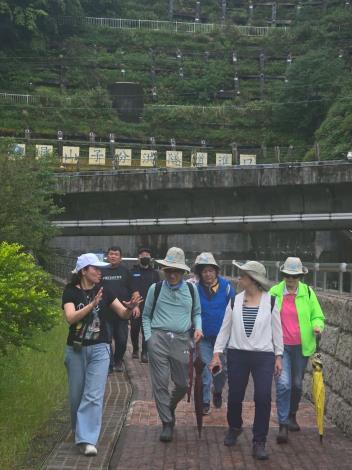 LINE_ALBUM_1140605桃園平鎮社區大學9人_250605_51