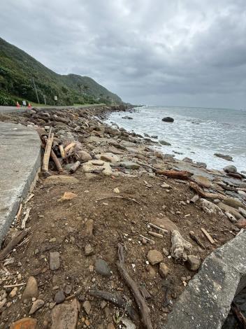 1141114-龍洞海堤淨灘照片-10_0