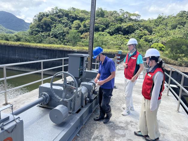 員山子分洪設施-排砂道閘門測試01