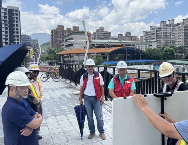 林副分署長視察新北市長福橋改建工程防汛整備2