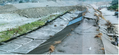 圖1 頭汴坑溪茶寮堤防921地震破壞狀況 圖1 頭汴坑溪茶寮堤防921地震破壞狀況