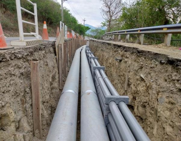 500mmSP抽泥管埋管段含特高壓管線-施工照片_0