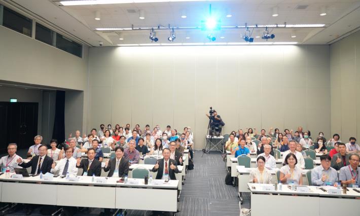 臺日論壇大合照