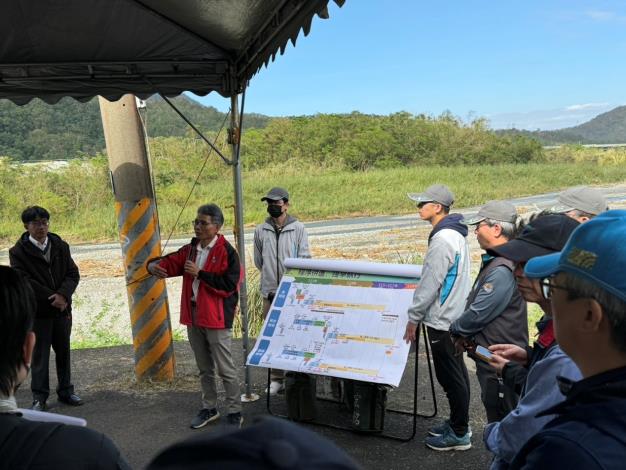 113年11月29日水利署賴建信署長向行政院政務委員兼公共工程會主委陳金德及相關機關說明蘇澳溪分洪道工程執行情形。