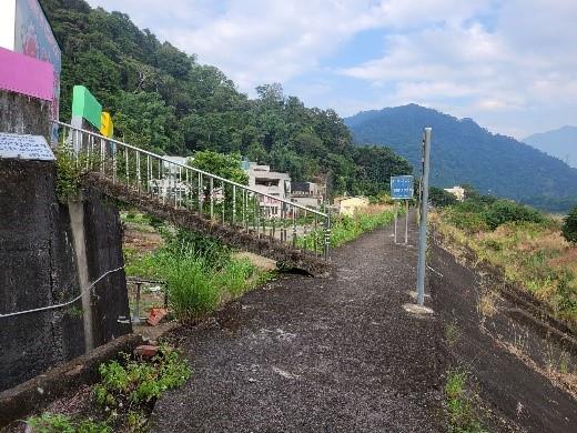 圖6堤頂改善前