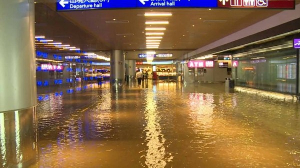 機場二航廈積水狀況