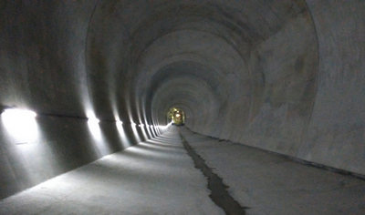 主隧道段分兩階段開挖及一次襯砌