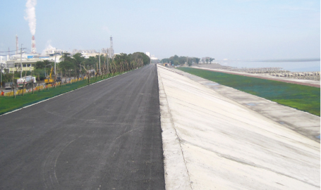 Linyuan levee under construction